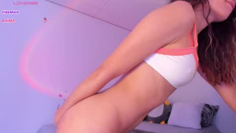 Jessica online show from 02/23/25, 05:18