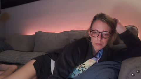 Snapshot of lezzrene chatting on 12/05/24, 12:30 Hornystonerchick online show from 12/05/24, 12:30