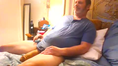 C2bme online show from 02/03/26, 01:04