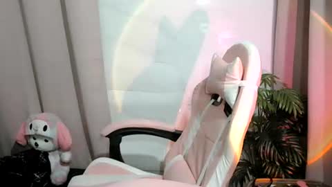 lhara_morena online show from 11/03/25, 11:37