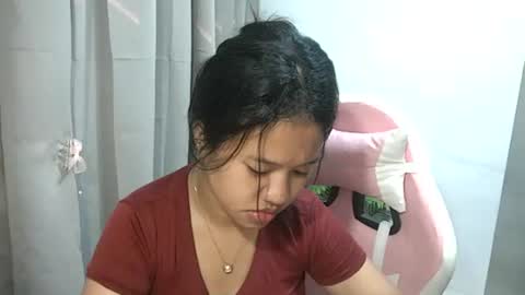 lhara_morena online show from 12/02/25, 12:49