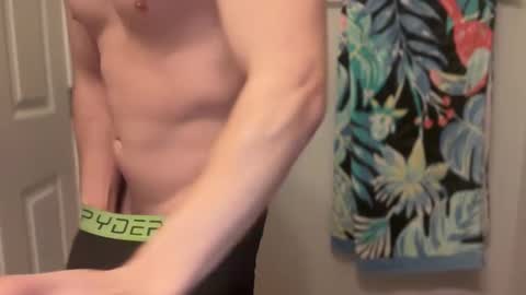 Snapshot of lhotboyl chatting on 02/27/25, 06:20 lhotboyl online show from 02/27/25, 06:20