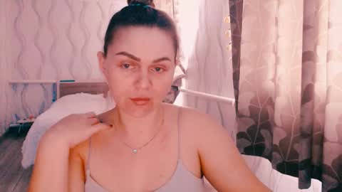 Snapshot of li_lit chatting on 02/17/26, 10:12 li_lit online show from 02/17/26, 10:12