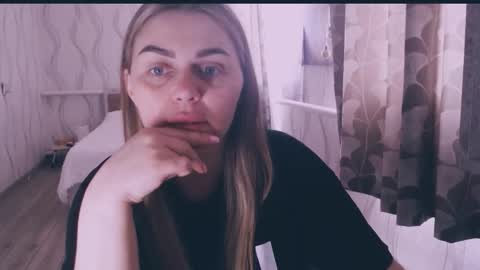 Snapshot of li_lit chatting on 03/21/26, 08:19 li_lit online show from 03/21/26, 08:19