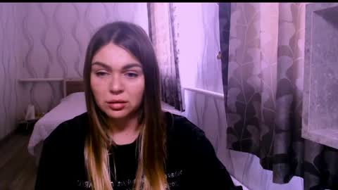 Snapshot of li_lit chatting on 04/14/26, 06:41 li_lit online show from 04/14/26, 06:41