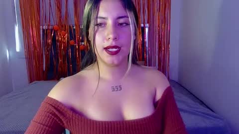 Lia  online show from 11/12/25, 07:46