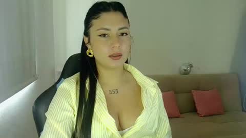 Lia  online show from 07/23/26, 04:49
