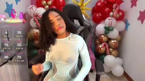 lia_16_ online show from 12/16/25, 11:04