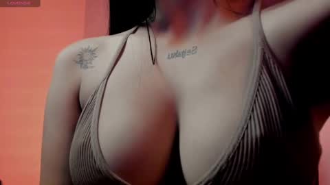 Snapshot of lia__summer chatting on 12/20/24, 06:08 lia__summer online show from 12/20/24, 06:08