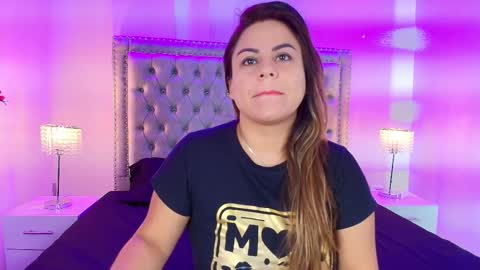 Snapshot of lia_adamsss chatting on 11/16/25, 03:45 Lia online show from 11/16/25, 03:45