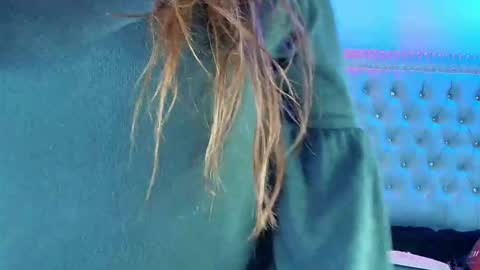 Lia  online show from 03/01/26, 03:41