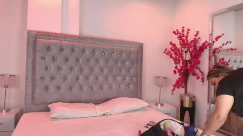 Lia  online show from 04/16/26, 03:29