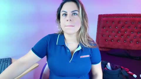 Lia  online show from 05/21/26, 04:08