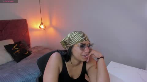 Snapshot of lia_blake_ chatting on 05/18/26, 12:22 LIA online show from 05/18/26, 12:22