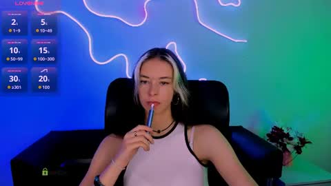 Snapshot of lia_dream_ chatting on 06/15/26, 08:49 lia_dream_ online show from 06/15/26, 08:49