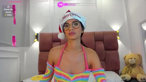 Snapshot of lia_girl2 chatting on 12/26/24, 03:49 Lia online show from 12/26/24, 03:49