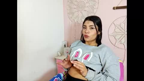 Lia online show from 12/02/24, 06:30