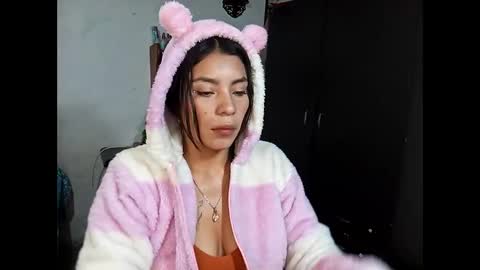 Lia online show from 12/13/24, 11:13