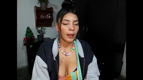 Lia online show from 12/21/24, 03:47