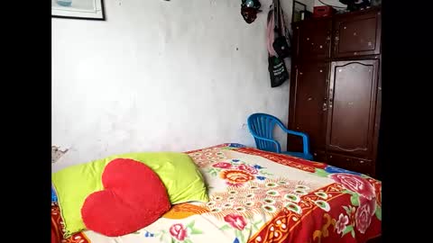 Lia online show from 03/05/25, 06:56