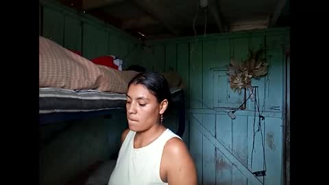 Snapshot of lia_hottie chatting on 12/18/25, 08:04 Lia online show from 12/18/25, 08:04