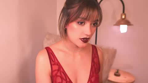 Snapshot of lia_mackenzie chatting on 04/11/26, 01:43 liaa online show from 04/11/26, 01:43