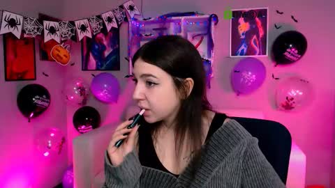 lia_make_love online show from 10/21/25, 11:55