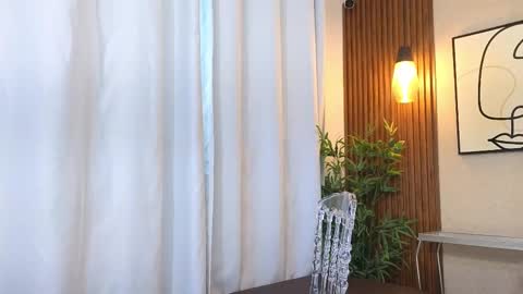 LIA online show from 10/27/25, 06:45