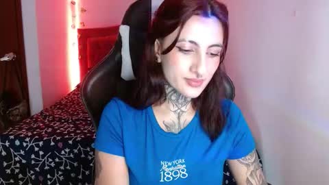 lia spicy   ig online show from 10/10/25, 03:11