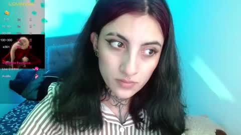 lia spicy   ig online show from 12/15/25, 03:05