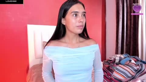 Snapshot of lia_morett chatting on 03/17/26, 01:32 lia_morett online show from 03/17/26, 01:32