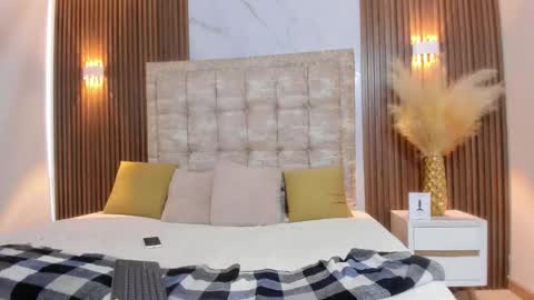 Lia online show from 02/07/26, 01:04