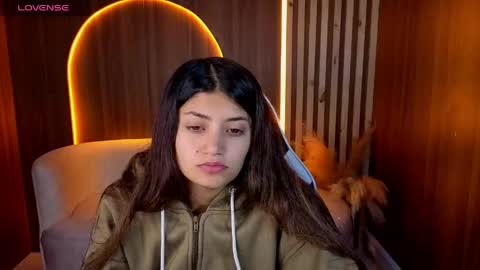 Snapshot of lia_queen_tx chatting on 05/21/26, 03:02 Online 1400 - 2100 online show from 05/21/26, 03:02