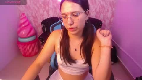 Snapshot of lia_rose_ch chatting on 07/10/26, 03:11 lia_rose_ch online show from 07/10/26, 03:11