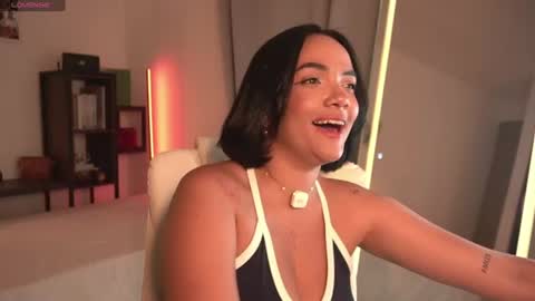 Snapshot of lia_russo_ chatting on 06/17/26, 09:27 Lia online show from 06/17/26, 09:27