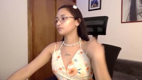 lia_sexycam online show from 02/13/26, 12:17