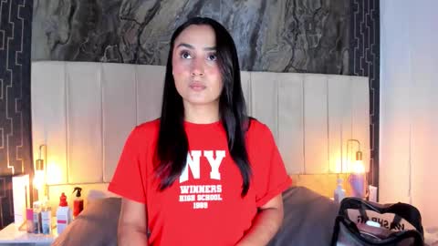 lia_sofiia online show from 12/05/25, 09:29