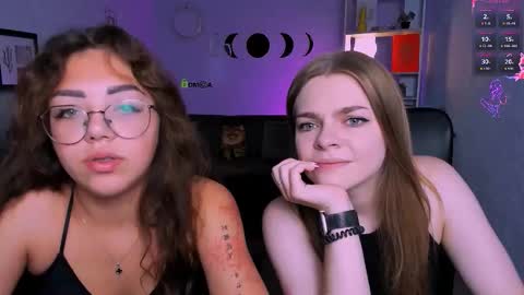 Snapshot of lia_sunset chatting on 09/12/25, 05:51 Lia online show from 09/12/25, 05:51