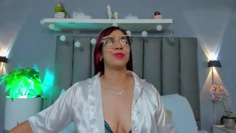 lia_violetta online show from 01/14/26, 09:42