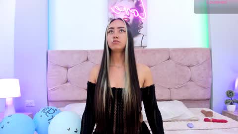 Snapshot of liaa_18 chatting on 01/19/25, 03:50 Liaa online show from 01/19/25, 03:50