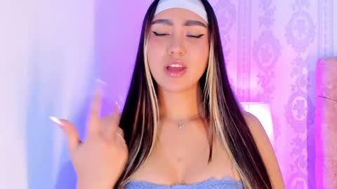 Snapshot of liaa_18 chatting on 04/08/26, 06:46 Liaa online show from 04/08/26, 06:46