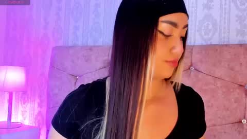 Snapshot of liaa_18 chatting on 07/15/26, 03:56 Liaa online show from 07/15/26, 03:56