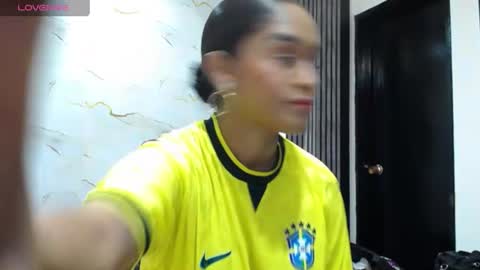 liaa_cams online show from 06/25/26, 02:55