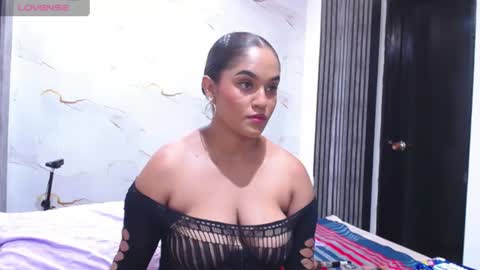 liaa_cams online show from 07/17/26, 03:02