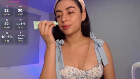 Snapshot of liaa_cute_ chatting on 10/11/25, 03:17   lia  online show from 10/11/25, 03:17