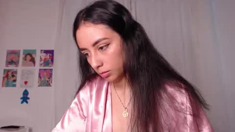 Snapshot of liaa_cute_ chatting on 04/23/26, 09:28 lia online show from 04/23/26, 09:28