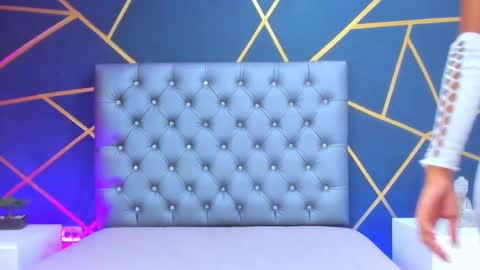 Lia online show from 10/01/25, 07:31