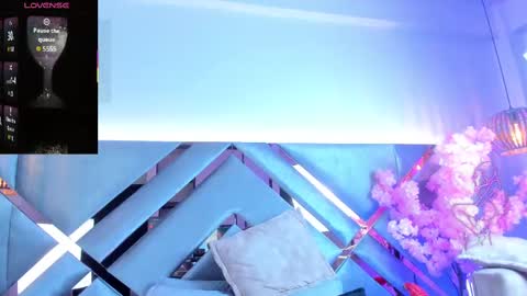 Liaa online show from 11/24/25, 02:44