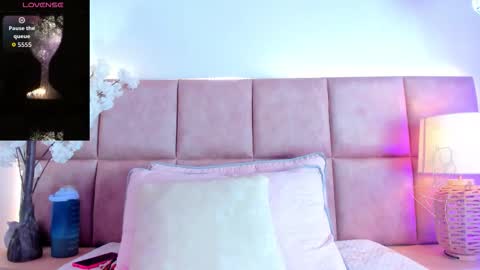 Liaa online show from 12/01/25, 02:49