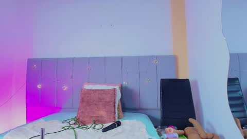 Snapshot of liaagener chatting on 04/10/26, 06:45 Liaa online show from 04/10/26, 06:45